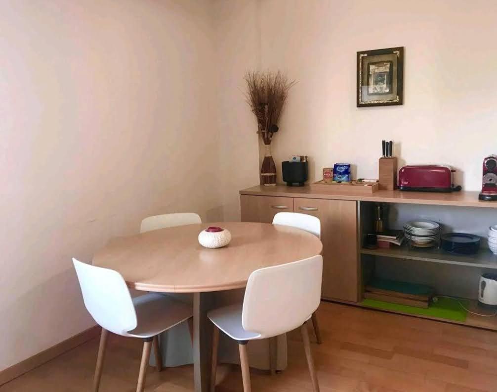 Merce Apartment Forum Barcelona サン・アドリア・デ・ベソス エクステリア 写真